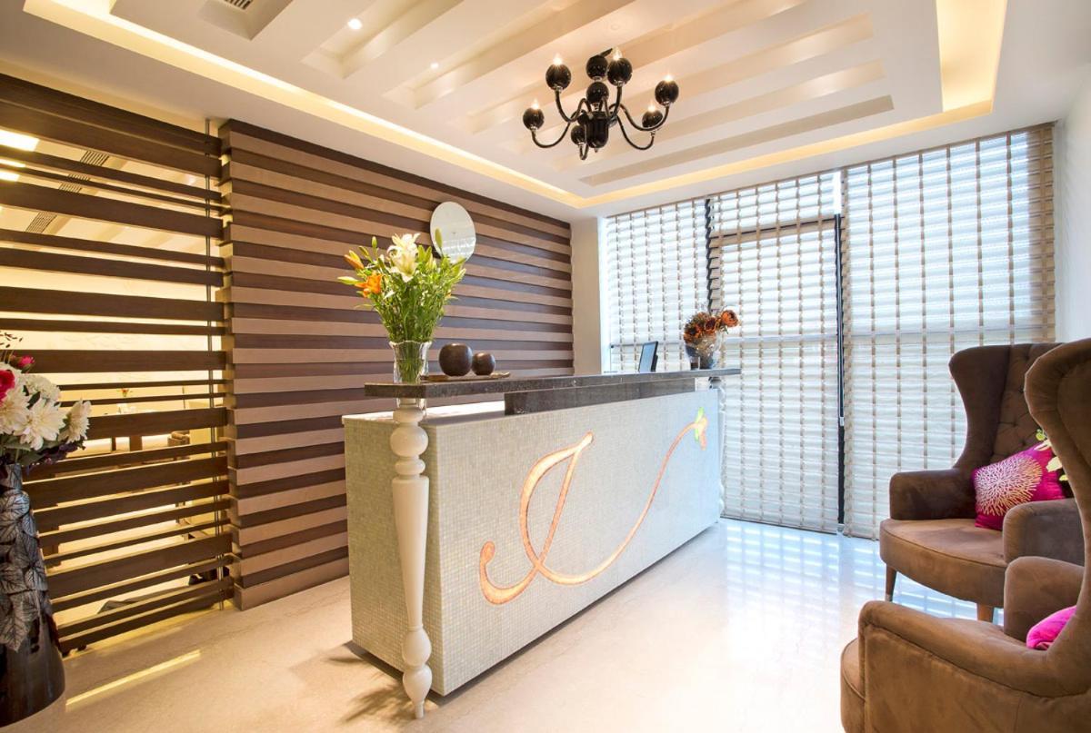 Jasmine Boutique Hotel Jasola Ню Делхи Екстериор снимка