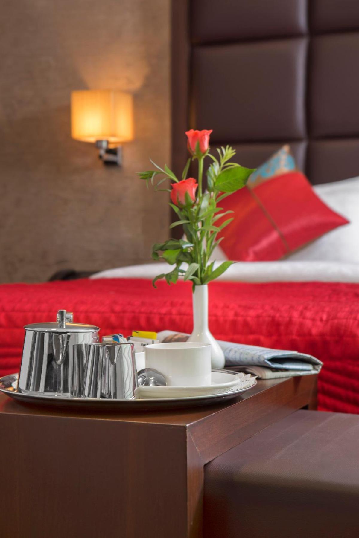 Jasmine Boutique Hotel Jasola Ню Делхи Екстериор снимка