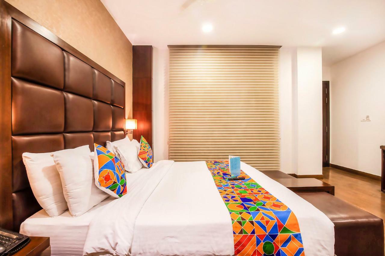 Jasmine Boutique Hotel Jasola Ню Делхи Екстериор снимка