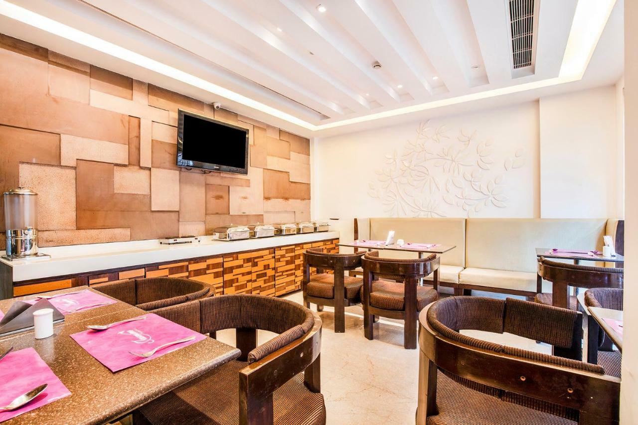 Jasmine Boutique Hotel Jasola Ню Делхи Екстериор снимка